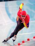 Canada's Kevin Marshall wearing the special body suits designed for speed skating at the 1998 Nagano Winter Olympics. (CP PHOTO/COA)