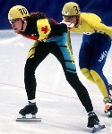 Marc Gagnon du Canada participe  une preuve de patinage de vitesse courte piste aux Jeux olympiques d'hiver de Lillehammer de 1994. (Photo PC/AOC)