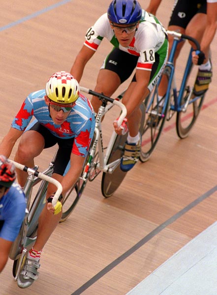 Canada's Brian Walton (front left) competing in the points race cycling event at the 1996 Atlanta Summer Olympic Games. (CP PHOTO/COA/Mike Ridewood)