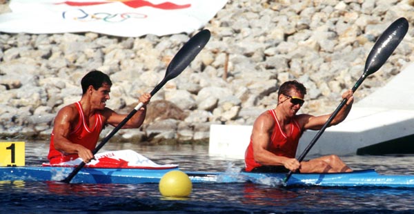 (From left to right) Canada's Jason Rusu and Ken Padvaiskas competing in the kayak event at the 1992 Olympic games in Barcelona. (CP PHOTO/ COA/ F.S. Grant)