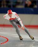 Ben Lamarche  du Canada participe  une preuve de patinage de vitesse  longue piste aux Jeux olympiques d'hiver de Calgary de 1988. (Photo PC/AOC)
