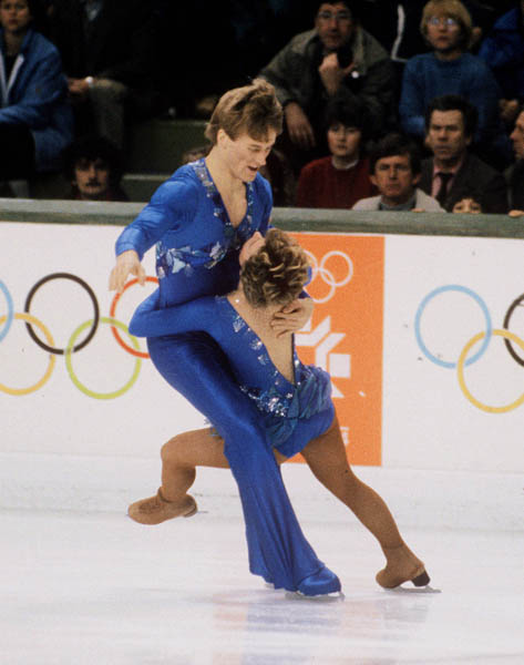 Canada's Barbara Underhill and Paul Martini compete in the figure skating-pairs event at the 1984 Sarajevo Olympic winter Games. (CP PHOTO/COA/Tim O'lett)