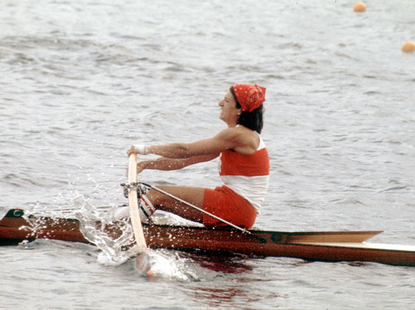Colette Ppin du Canada participe  une preuve d'aviron aux Jeux olympiques de Montral de 1976. (Photo PC/AOC)