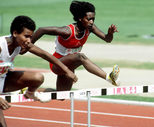 Canada's Karen Nelson (right) competes in an athletics event at the 1984 Olympic games in Los Angeles. (CP PHOTO/ COA/JM)