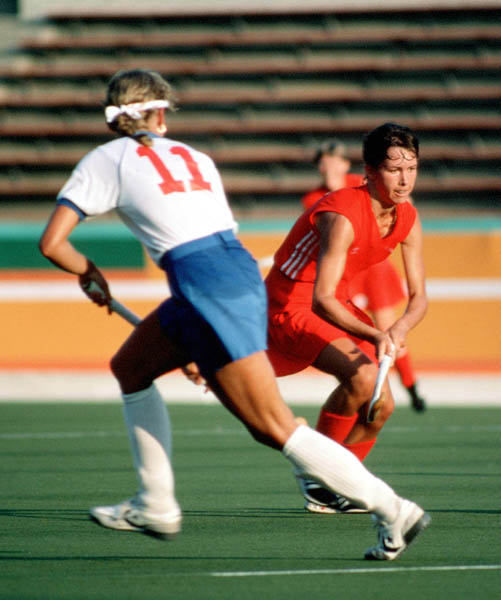 Canada's Diane Shiaz Virjee (right) plays field hockey at the 1984 Los Angeles Olympic Games. (CP Photo/ COA/ Ted Grant)