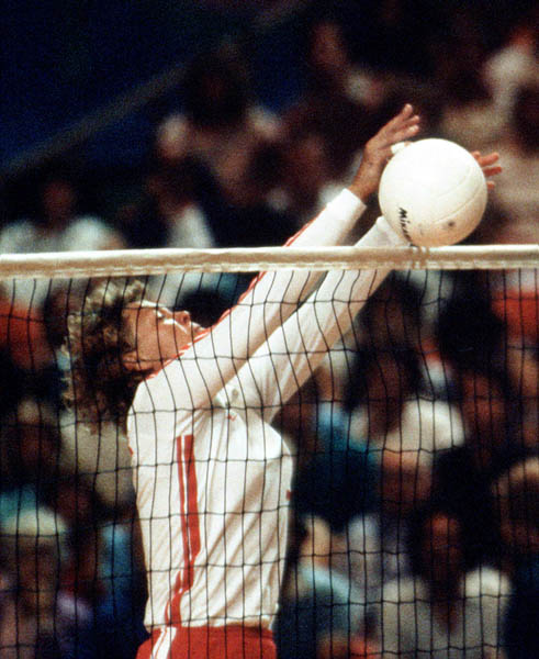 Canada's Monica Hitchcock compete in the women's volleyball event at the 1984 Los Angeles Summer Olympic Games. (CP PHOTO/COA/Scott Grant)