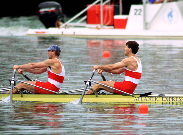 Canada's Todd Hallet (left) and Mike Forgeron compete in the men's 2x sculls at the 1996 Atlanta Olympic Games. (CP PHOTO/COA/Mike RIdewood)