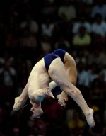 Alexandre Despatie et Philippe Comtois plongent de la tour de 10 m lors de l'preuve du plongeon synchronis aux Jeux olympiques d't  Athnes le 14 aot 2004. (CP PHOTO/COC/Andre Forget)