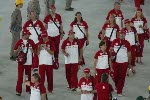 L'quipe olympique canadienne dans la parade des athltes  la crmonie d'ouverture des Jeux olympiques d'Athnes le 13 aot 2004. (CP PHOTO 2004/COC-Andre Forget)